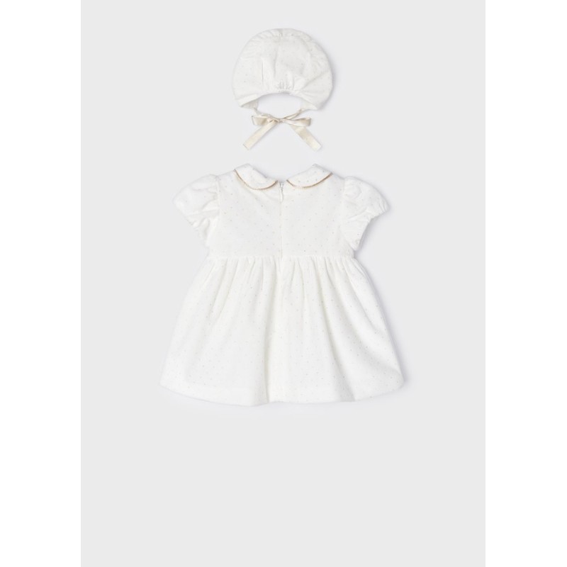 Kaunis vauvan juhlamekko