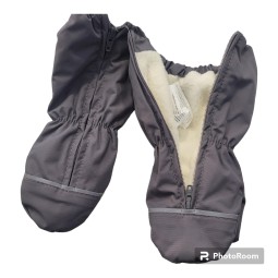 vauvan rukkaset välikautyeen